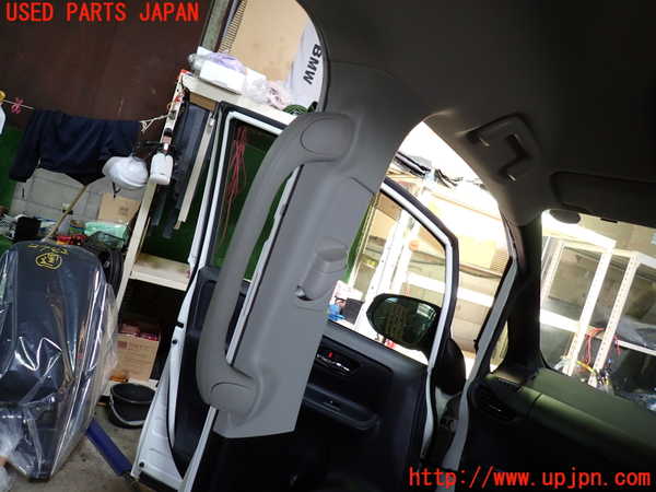 1UPJ-27427670]ヴォクシー(ノア)(ZRR80G)左センターピラートリム 中古_m0004.jpg
