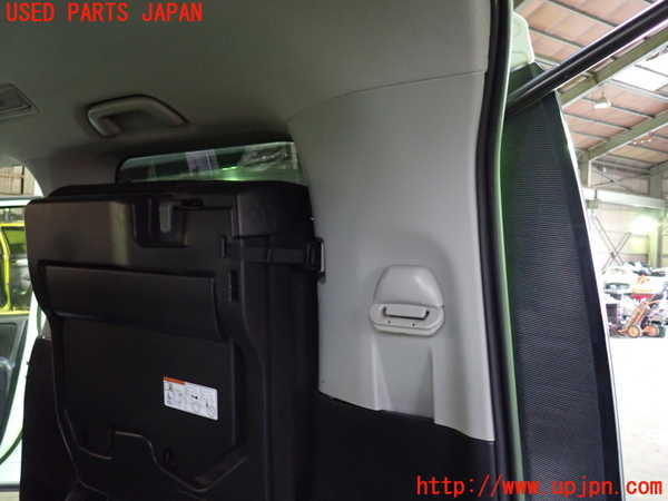 1UPJ-27427675]ヴォクシー(ノア)(ZRR80G)右リアピラートリム 中古_m0003.jpg