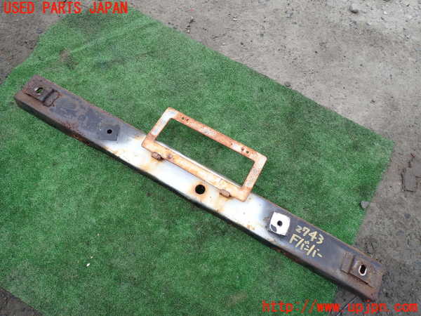 5UPJ-27431010]三菱ジープ(J37)フロントバンパー 中古_m0001.jpg