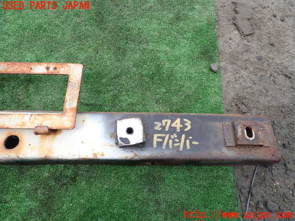 5UPJ-27431010]三菱ジープ(J37)フロントバンパー 中古_m0002.jpg