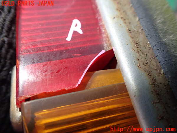5UPJ-27431530]三菱ジープ(J37)右テールランプ 中古_m0002.jpg