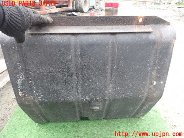 5UPJ-27432500]三菱ジープ(J37)燃料タンク 中古_m0003.jpg