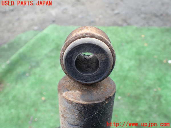 5UPJ-27435075]三菱ジープ(J37)左リアショックアブソーバー ジャンク部品取り_m0002.jpg