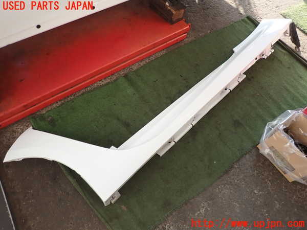 2UPJ-27441392]レクサス・RC F(USC10)左サイドステップ 中古_m0001.jpg