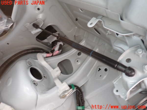 2UPJ-27441506]レクサス・RC F(USC10)トランクダンパー 中古_m0001.jpg