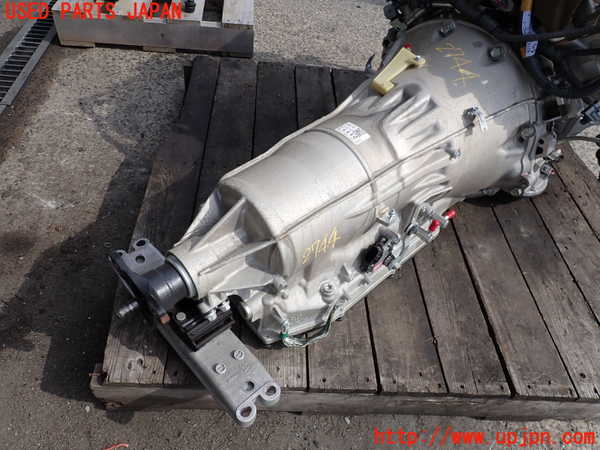 2UPJ-27443010]レクサス・RC F(USC10)ミッション AT 2UR-GSE 中古_m0002.jpg