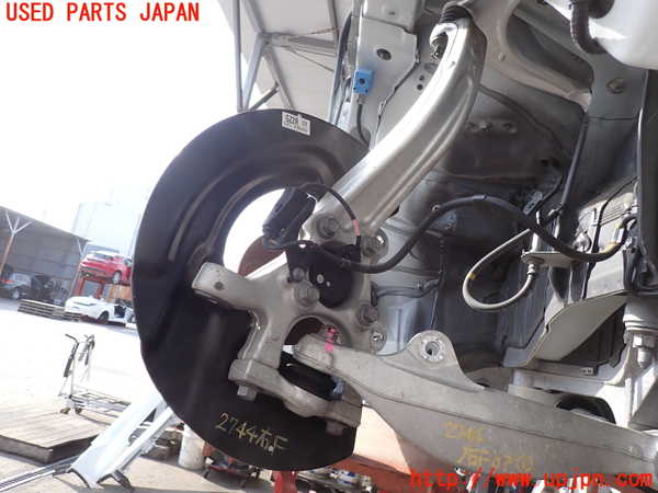 2UPJ-27444290]レクサス・RC F(USC10)右フロントナックルハブ 中古_m0001.jpg