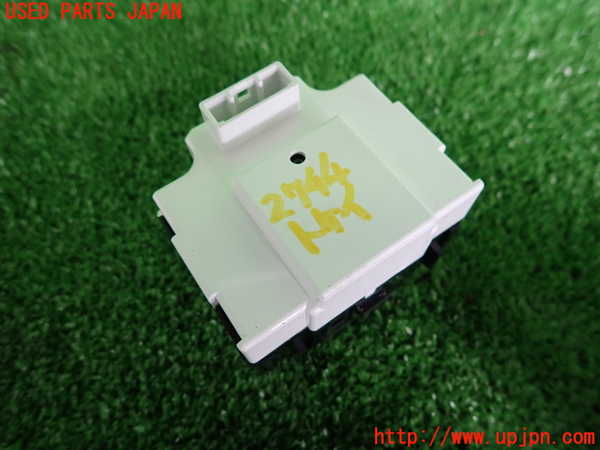 2UPJ-27447850]レクサス・RC F(USC10)時計 中古_m0002.jpg