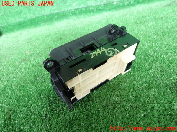 2UPJ-27446307]レクサス・RC F(USC10)スイッチ2 (走行切り替え) 中古_m0002.jpg