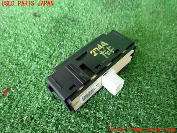 2UPJ-27446245]レクサス・RC F(USC10)左前パワーウィンドウスイッチ 中古_m0002.jpg