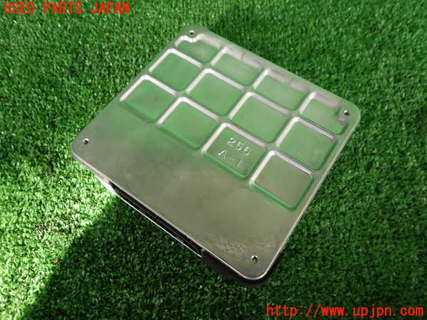 5UPJ-27446115]レクサス・RC F(USC10)ミッションコンピューター 中古_m0002.jpg