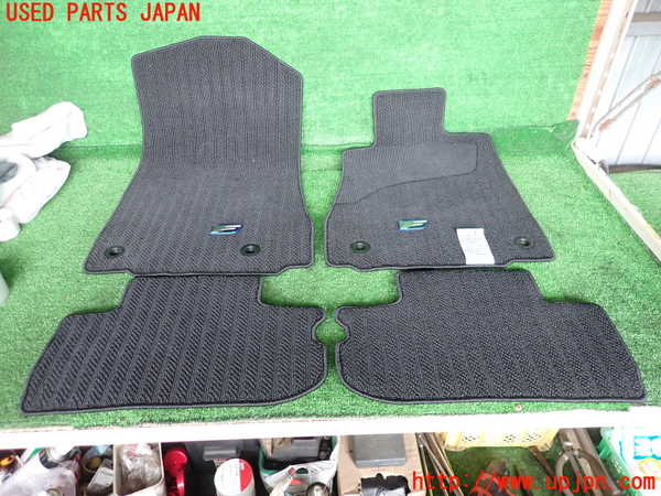 2UPJ-27447800]レクサス・RC F(USC10)フロアマット 中古_m0001.jpg