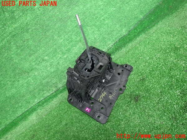 5UPJ-27447555]レクサス・RC F(USC10)ATシフトレバー 中古_m0001.jpg