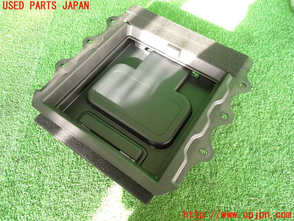 2UPJ-27447549]レクサス・RC F(USC10)コンソール 中古_m0002.jpg