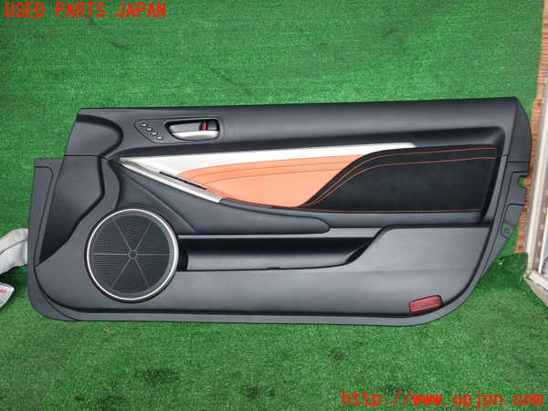 2UPJ-27441234]レクサス・RC F(USC10)右ドア内張り 中古_m0001.jpg