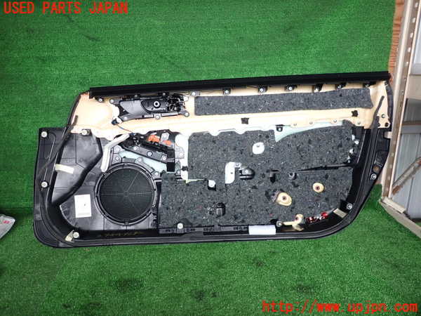 2UPJ-27441264]レクサス・RC F(USC10)左ドア内張り 中古_m0003.jpg