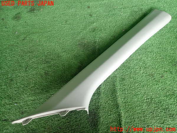 5UPJ-27457655]シビック タイプR ユーロ(FN2)右フロントピラートリム 中古_m0001.jpg