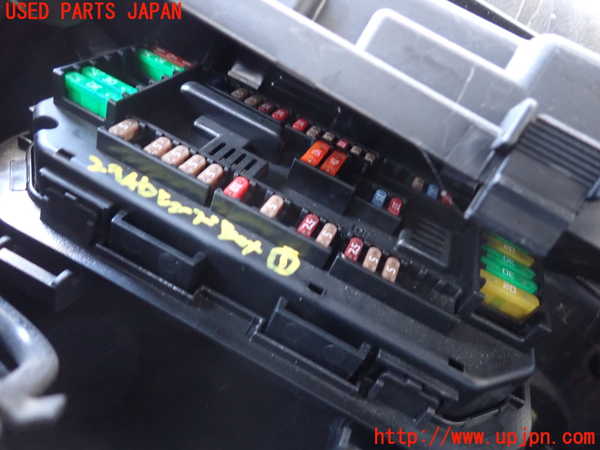2UPJ-27466741]BMW 220i カブリオレ(1J20)ヒューズボックス1 中古 【F23】_m0001.jpg