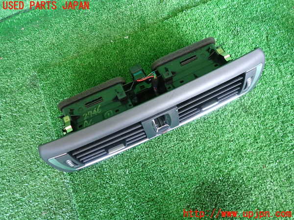 2UPJ-27467526]BMW 220i カブリオレ(1J20)エアコン吹き出し口1 (真中) 中古 【F23】_m0002.jpg