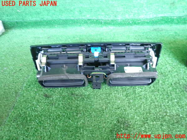 2UPJ-27467526]BMW 220i カブリオレ(1J20)エアコン吹き出し口1 (真中) 中古 【F23】_m0003.jpg