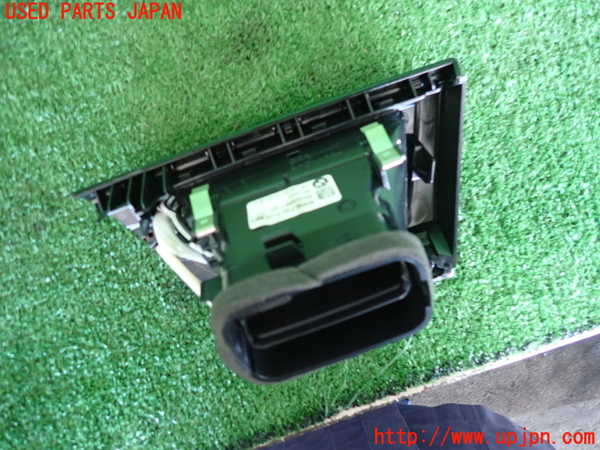 2UPJ-27467527]BMW 220i カブリオレ(1J20)エアコン吹き出し口2 (右) 中古 【F23】_m0003.jpg