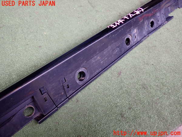 2UPJ-27471392]プリウスPHV(ZVW52)左サイドステップ 中古_m0004.jpg