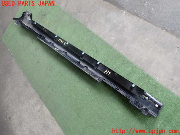 2UPJ-27471392]プリウスPHV(ZVW52)左サイドステップ 中古_m0005.jpg