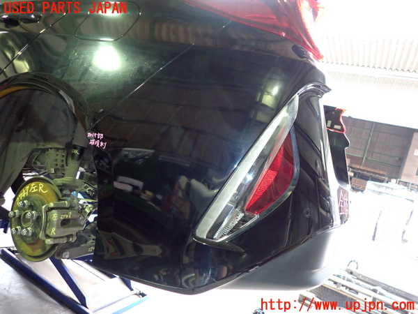 2UPJ-27471610]プリウスPHV(ZVW52)リアバンパー 【ジャンク品】 中古_m0004.jpg
