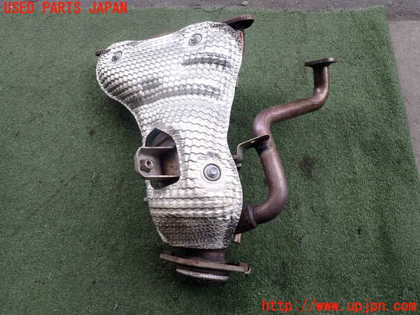 2UPJ-27472041]プリウスPHV(ZVW52)エキマニ1 中古_m0002.jpg