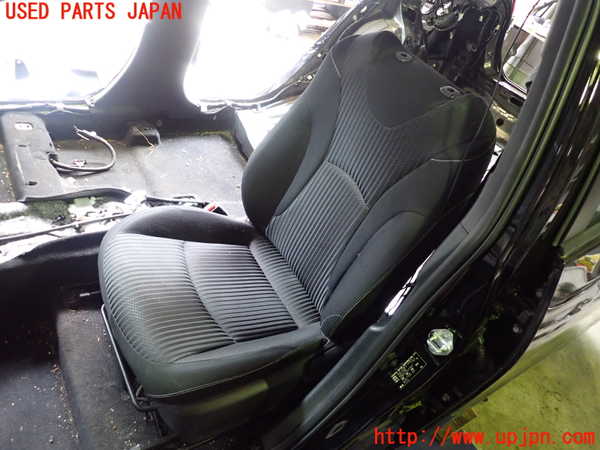 2UPJ-27477065]プリウスPHV(ZVW52)助手席シート 中古_m0001.jpg
