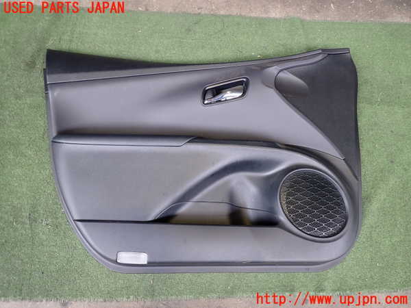 5UPJ-27471264]プリウスPHV(ZVW52)左前ドア内張り 中古_m0001.jpg