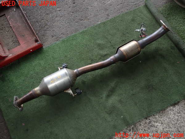 2UPJ-27482651]C-HRハイブリッド(ZYX11)センターパイプ1 中古_m0001.jpg