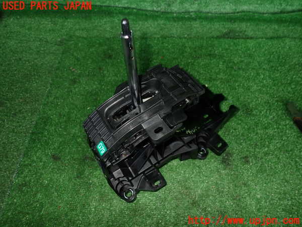 2UPJ-27487555]C-HRハイブリッド(ZYX11)ATシフトレバー 中古_m0001.jpg