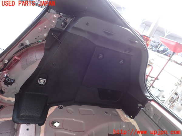 2UPJ-27487675]C-HRハイブリッド(ZYX11)右リアピラートリム 中古_m0003.jpg