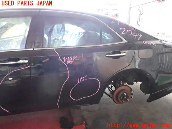 2UPJ-27491320]クラウン アスリート ハイブリッド(AWS210)左後ドア (M4S8) 中古_m0001.jpg