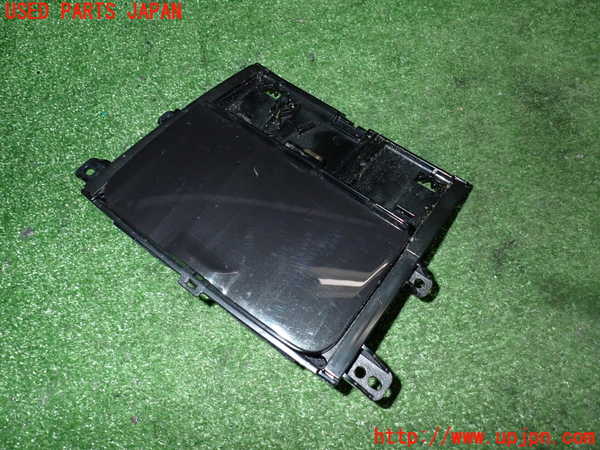 2UPJ-27497841]クラウン アスリート ハイブリッド(AWS210)小物入れ1 中古_m0001.jpg