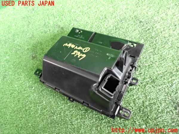 2UPJ-27497841]クラウン アスリート ハイブリッド(AWS210)小物入れ1 中古_m0005.jpg