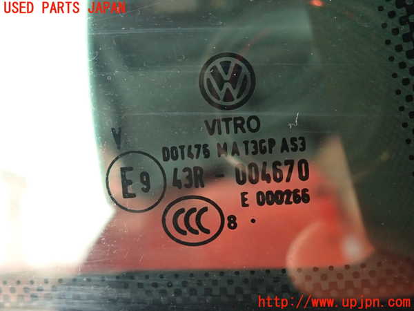 5UPJ-27501380]VW ザ･ビートル(16CZD)右クォーターガラス (43R-004670) 中古_m0002.jpg