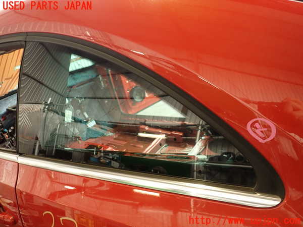 2UPJ-27501382]VW ザ･ビートル(16CZD)左クォーターガラス (43R-004670) 中古_m0001.jpg