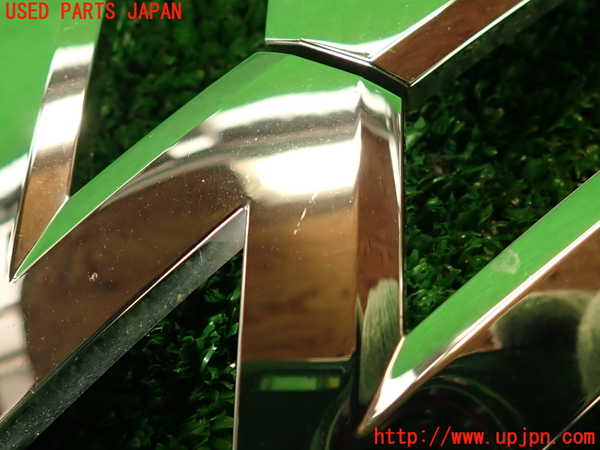 5UPJ-27501631]VW ザ･ビートル(16CZD)エンブレム1 中古_m0002.jpg