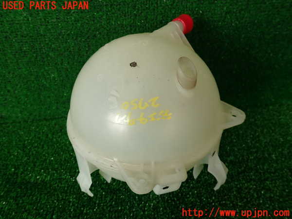 2UPJ-27502410]VW ザ･ビートル(16CZD)ラジエータータンク 中古_m0002.jpg
