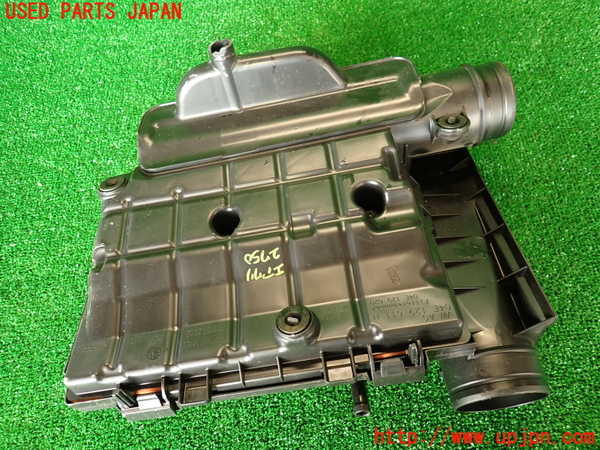 5UPJ-27502560]VW ザ･ビートル(16CZD)エアクリーナーボックス 【ジャンク品】 中古_m0002.jpg