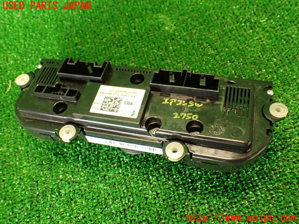 2UPJ-27506066]VW ザ･ビートル(16CZD)エアコンスイッチ1 中古_m0003.jpg