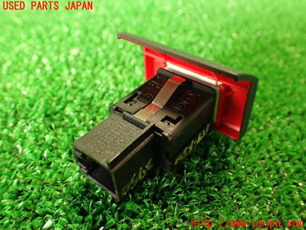 2UPJ-27506290]VW ザ･ビートル(16CZD)ハザードスイッチ 中古_m0003.jpg