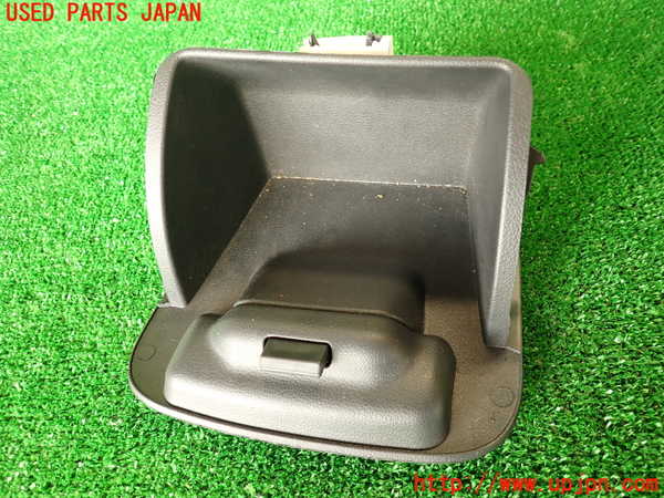 2UPJ-27507841]VW ザ･ビートル(16CZD)小物入れ1 中古_m0003.jpg
