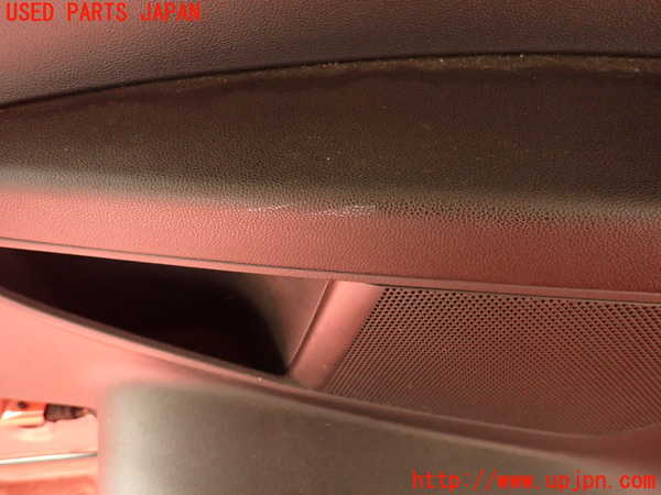 2UPJ-27507675]VW ザ･ビートル(16CZD)右リアピラートリム 中古_m0004.jpg