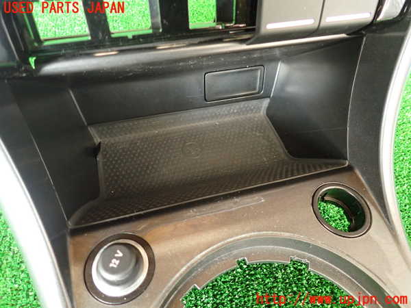 5UPJ-27507691]VW ザ･ビートル(16CZD)内装トリム類1 中古_m0003.jpg