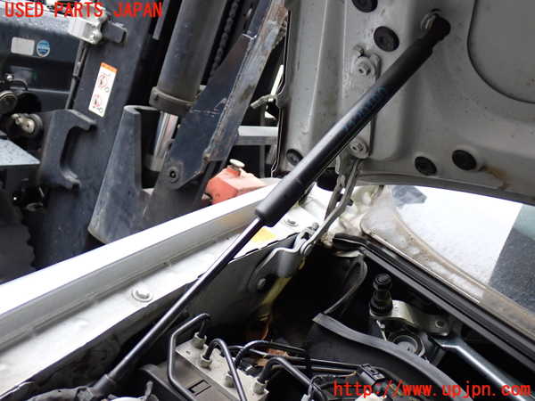 2UPJ-27511068]BMW 320i(PG20)(E90)ボンネットダンパー 中古_m0001.jpg