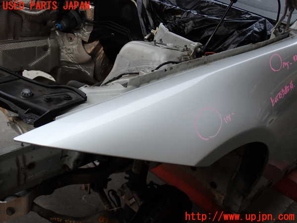 5UPJ-27511082]BMW 320i(PG20)(E90)左前フェンダー 中古_m0002.jpg