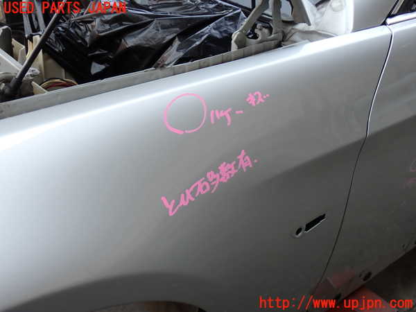 5UPJ-27511082]BMW 320i(PG20)(E90)左前フェンダー 中古_m0003.jpg